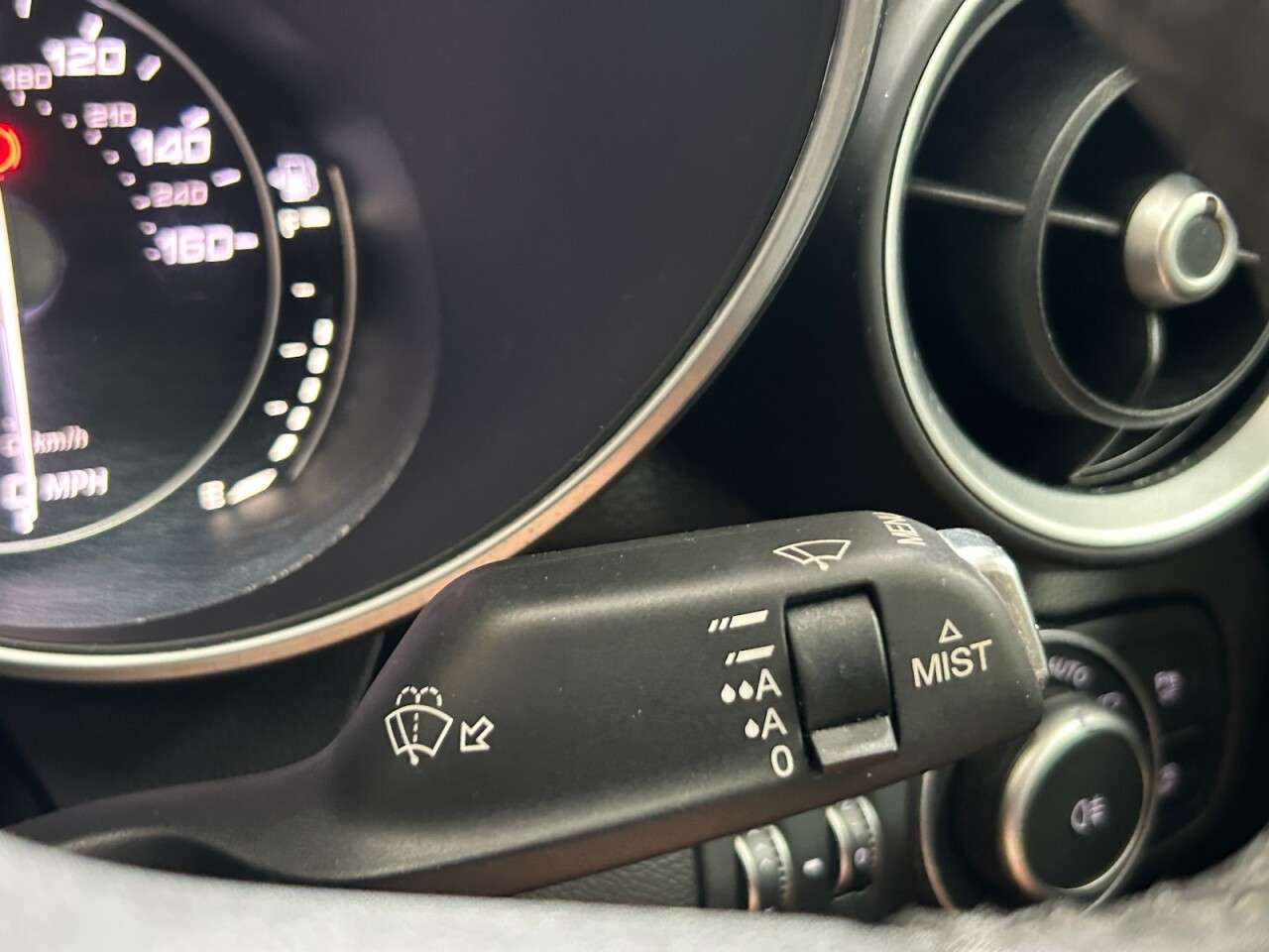 2017 ALFA ROMEO GIULIA 2017 ALFA ROMEO GIULIA