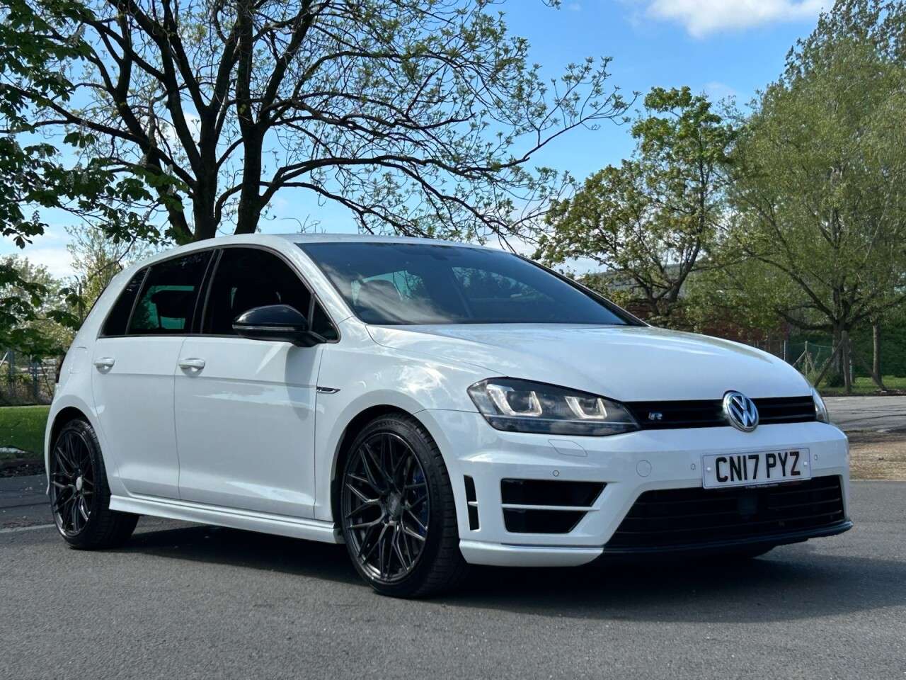 2017 VOLKSWAGEN GOLF 2017 VOLKSWAGEN GOLF