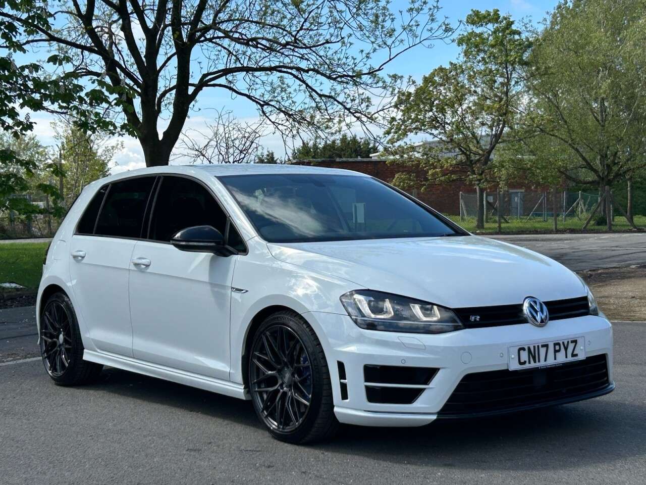 2017 VOLKSWAGEN GOLF 2017 VOLKSWAGEN GOLF