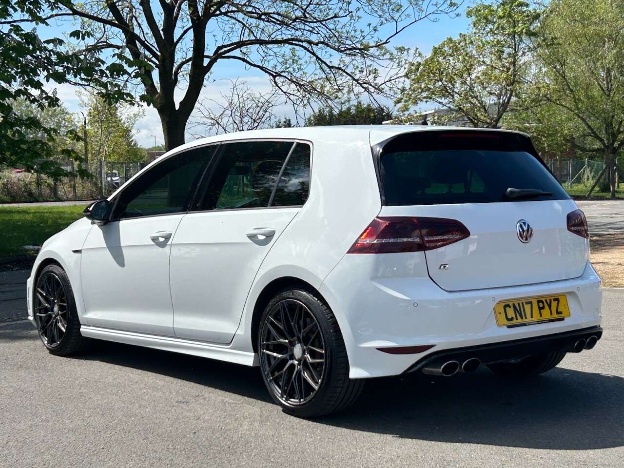 2017 VOLKSWAGEN GOLF 2017 VOLKSWAGEN GOLF