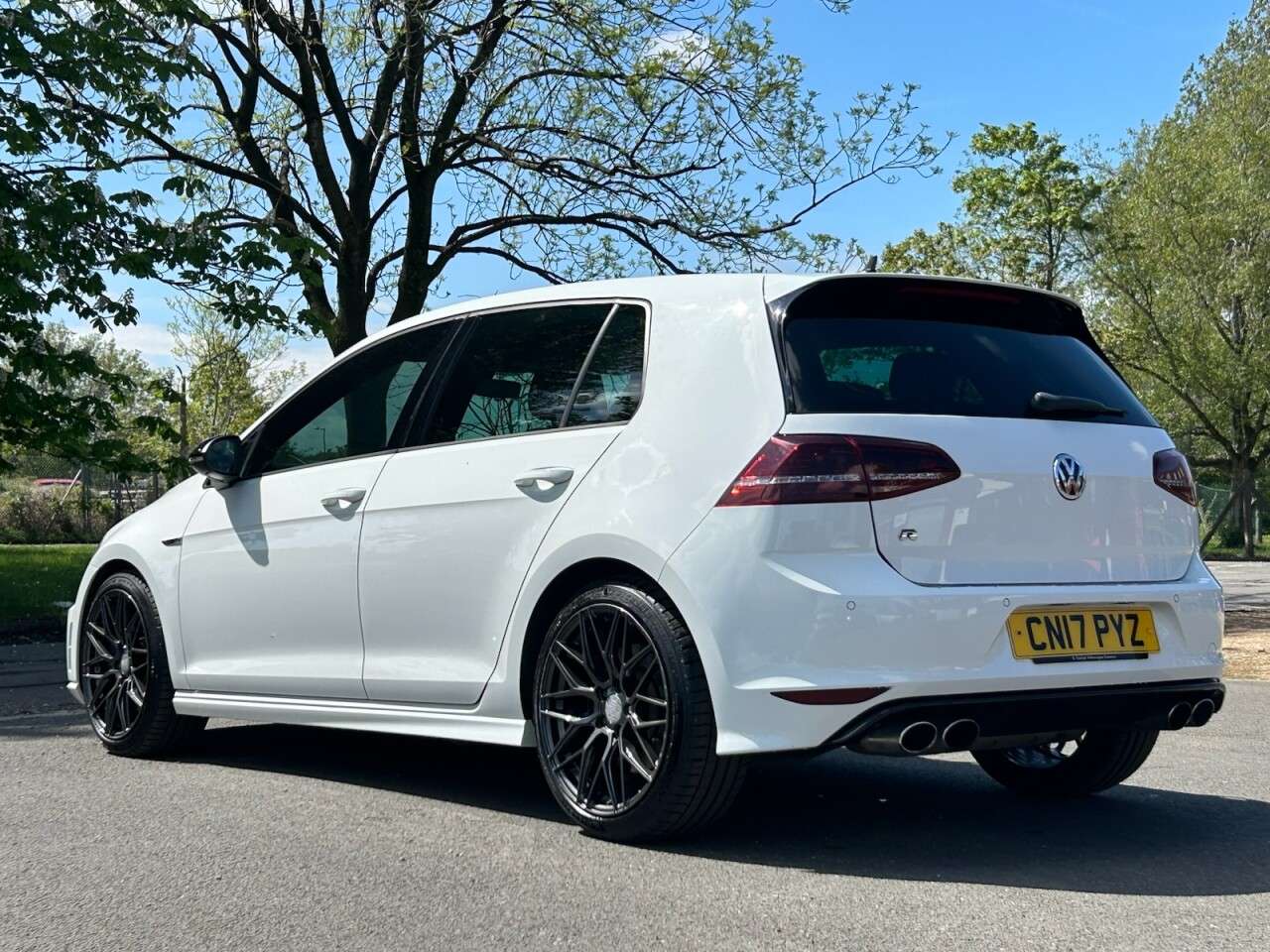 2017 VOLKSWAGEN GOLF 2017 VOLKSWAGEN GOLF