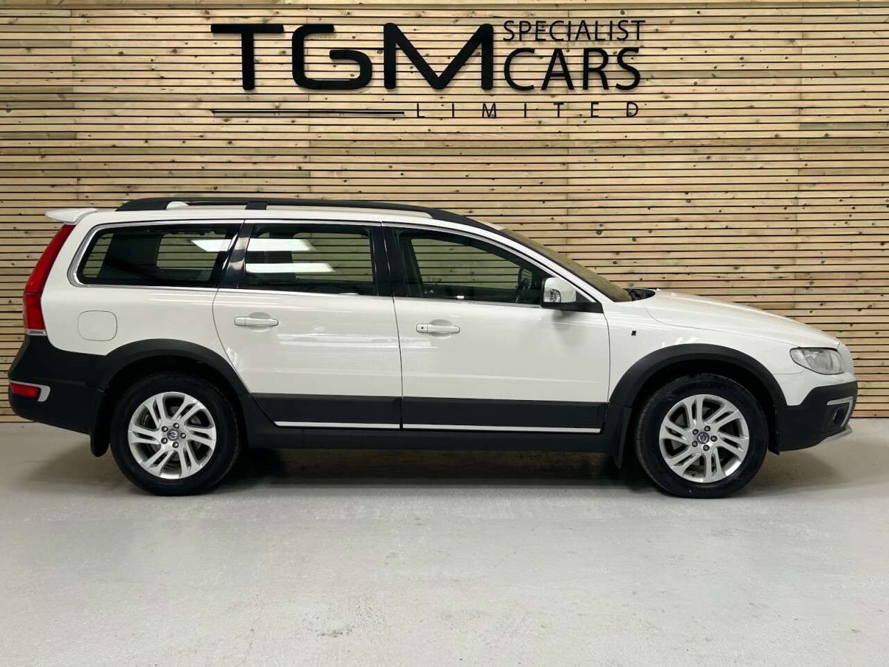 2015 VOLVO XC70 2015 VOLVO XC70