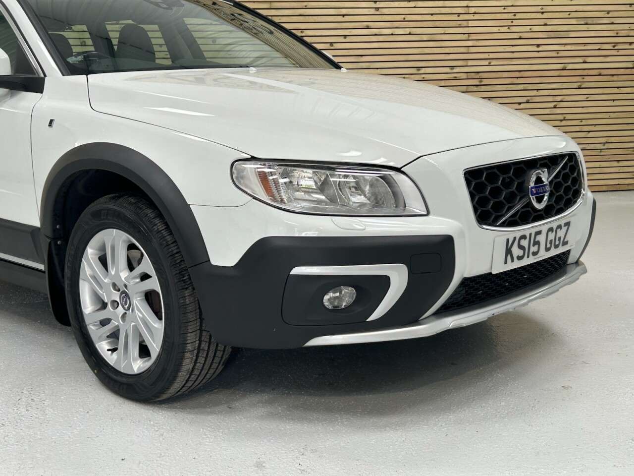 2015 VOLVO XC70 2015 VOLVO XC70