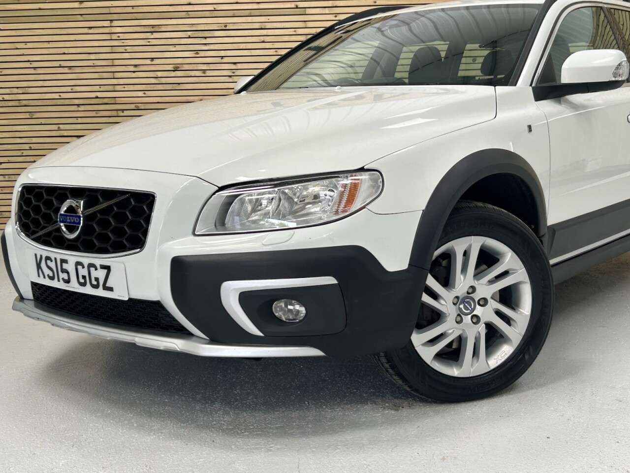 2015 VOLVO XC70 2015 VOLVO XC70