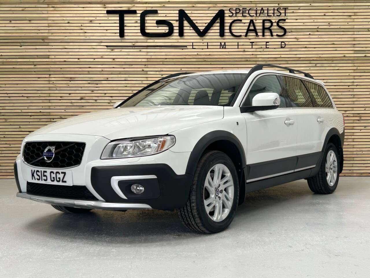2015 VOLVO XC70 2015 VOLVO XC70
