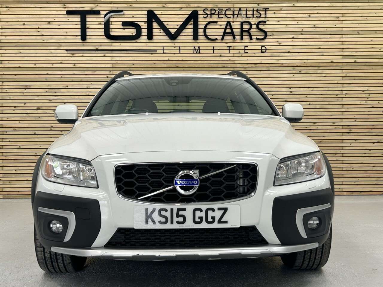 2015 VOLVO XC70 2015 VOLVO XC70