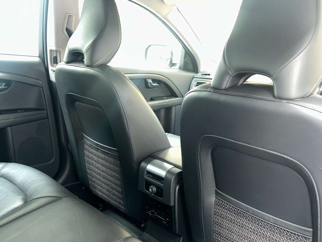 2015 VOLVO XC70 2015 VOLVO XC70