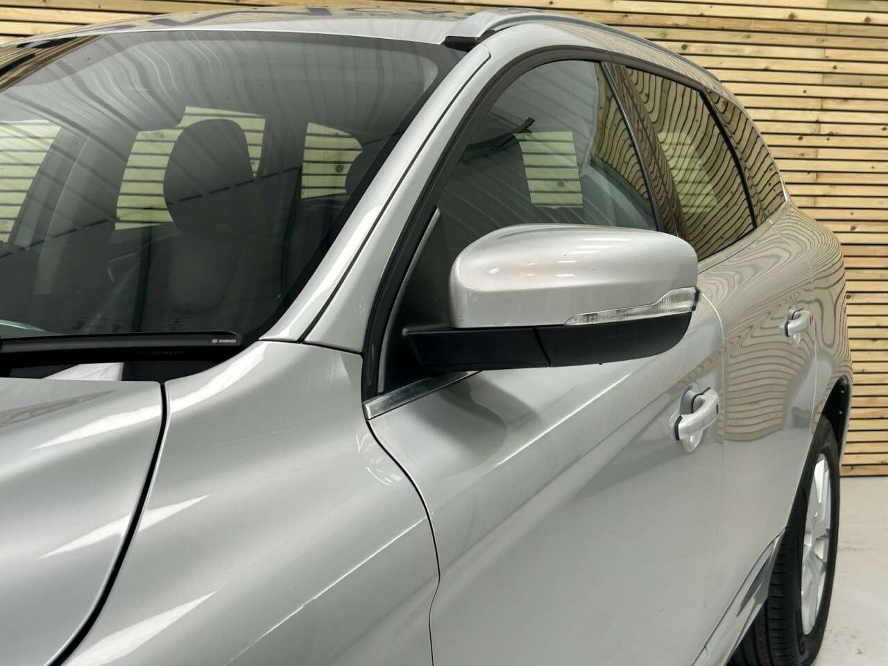 2017 VOLVO XC60 2017 VOLVO XC60