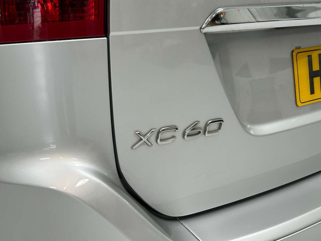 2017 VOLVO XC60 2017 VOLVO XC60