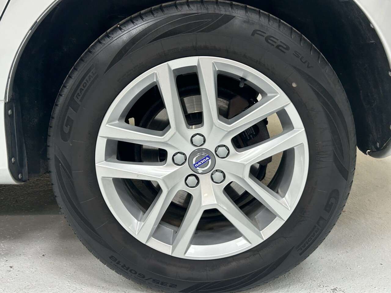 2017 VOLVO XC60 2017 VOLVO XC60