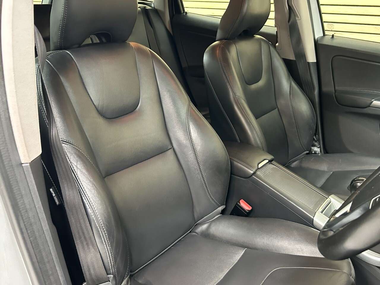 2017 VOLVO XC60 2017 VOLVO XC60