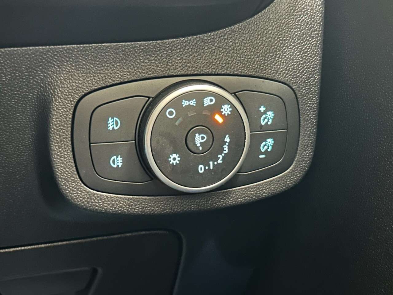 2017 FORD FIESTA 2017 FORD FIESTA