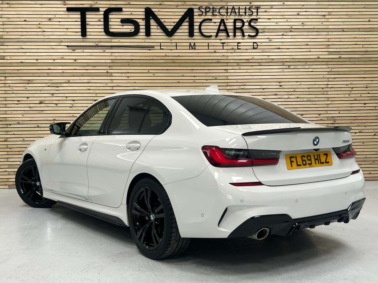 A 2019 BMW 3 SERIES 2.0 320i M Sport Saloon 4dr Petrol Auto Euro 6 (s/s) (184 ps) A 2019 BMW 3 SERIES 2.0 320i M Sport Saloon 4dr Petrol Auto Euro 6 (s/s) (184 ps)