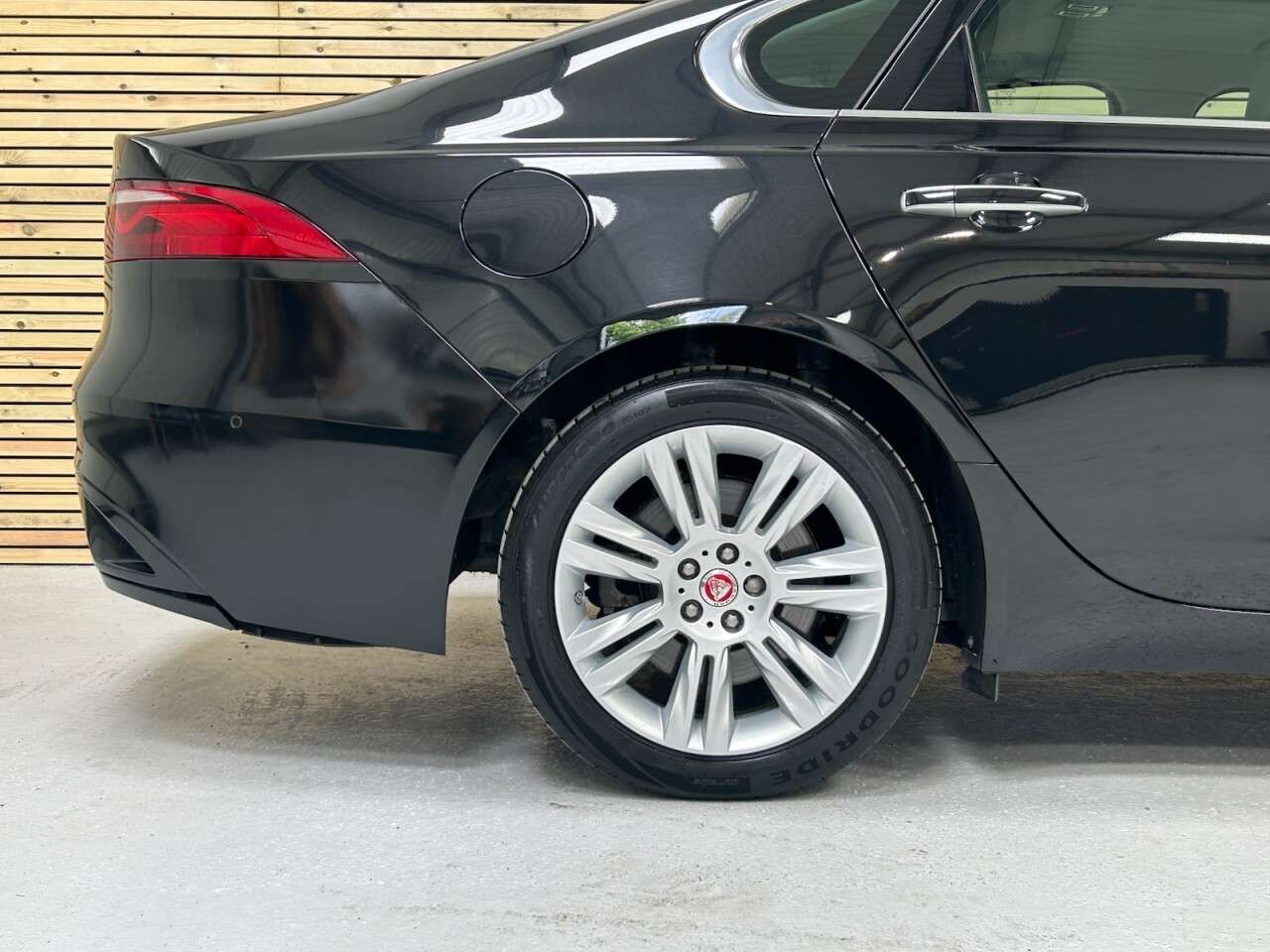 2021 JAGUAR XF 2021 JAGUAR XF