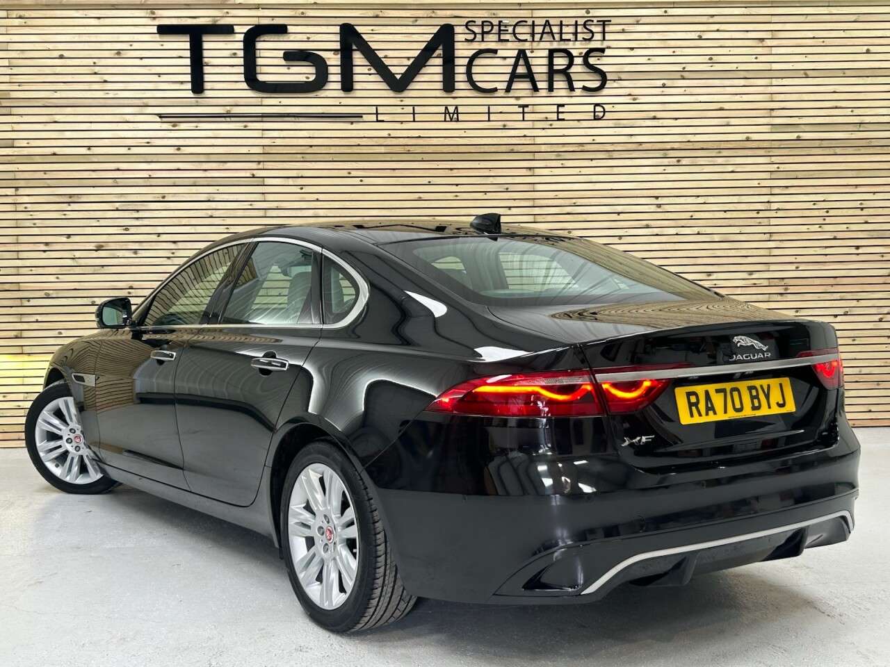 2021 JAGUAR XF 2021 JAGUAR XF