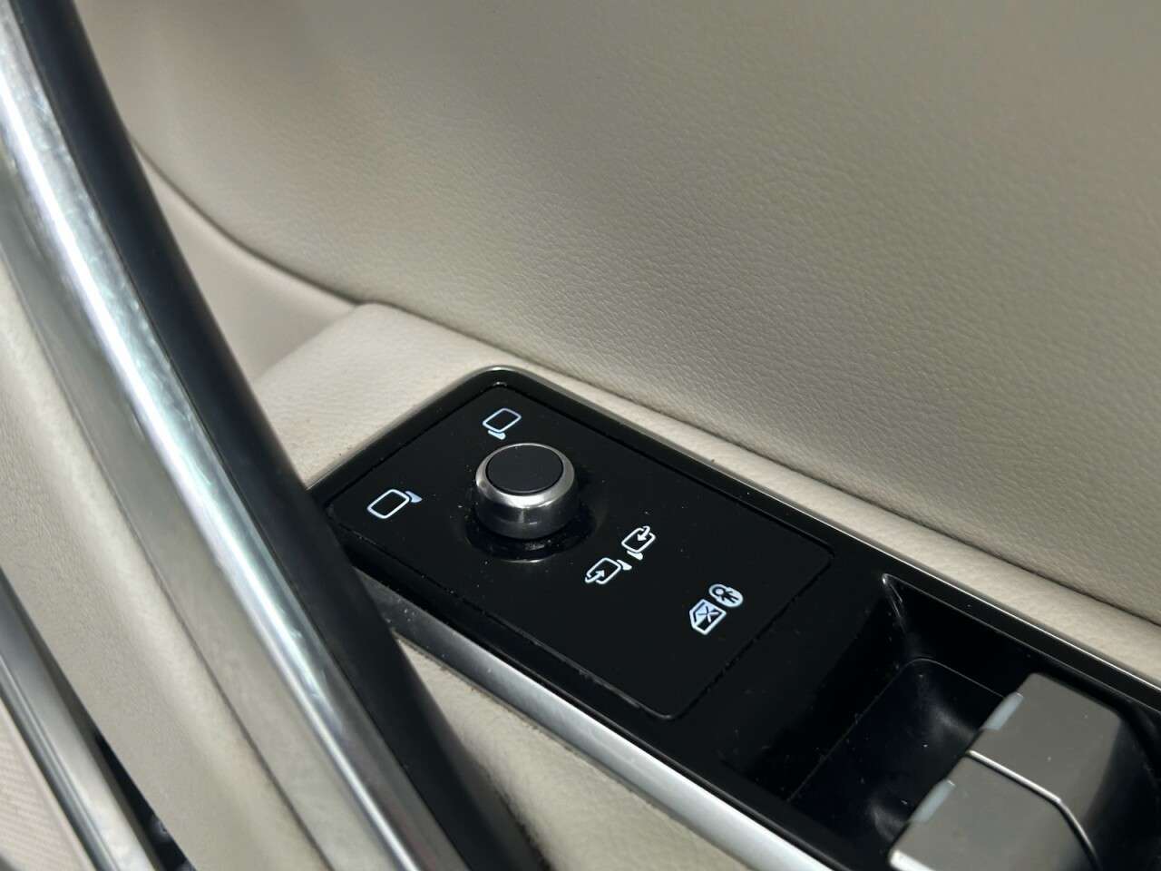 2021 JAGUAR XF 2021 JAGUAR XF