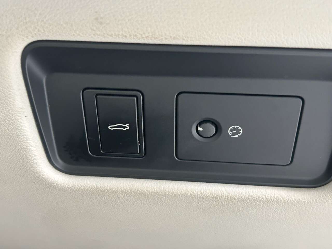 2021 JAGUAR XF 2021 JAGUAR XF