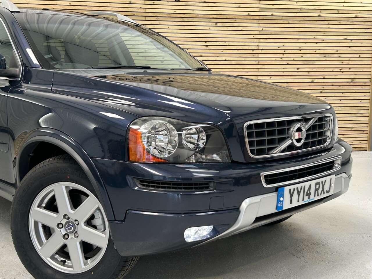 2014 VOLVO XC90 2014 VOLVO XC90