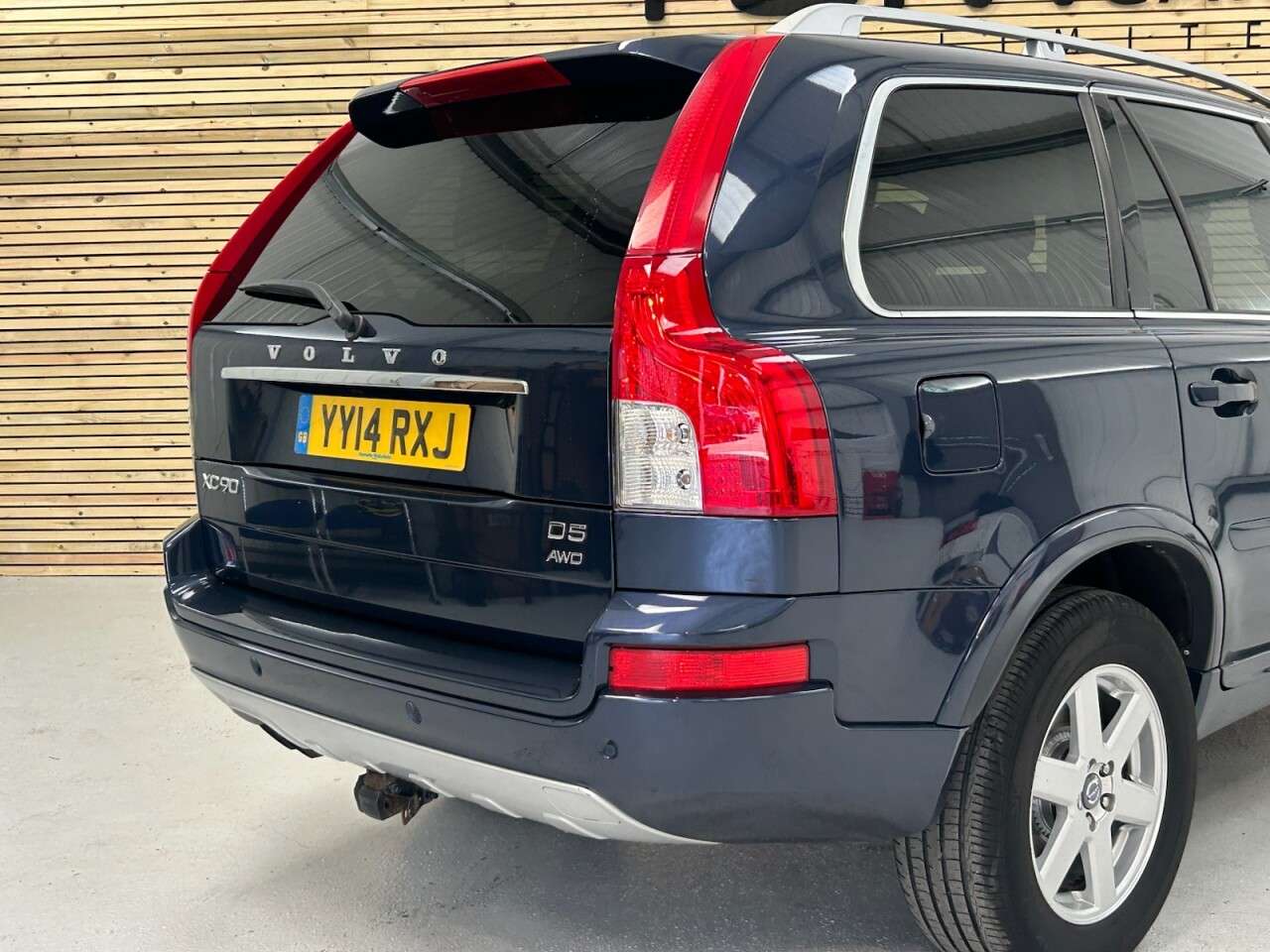 2014 VOLVO XC90 2014 VOLVO XC90