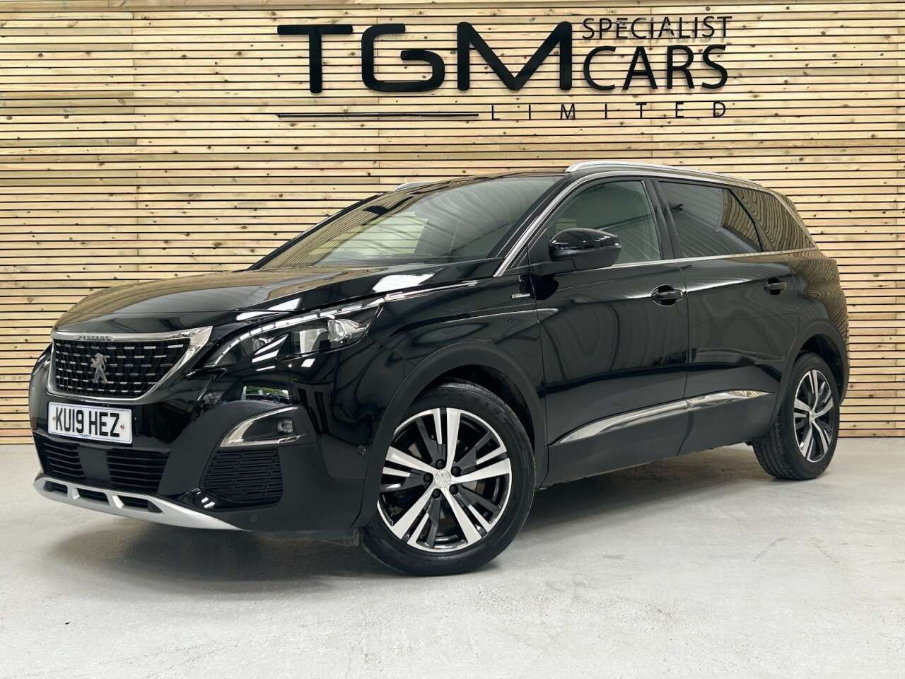 2019 PEUGEOT 5008 2019 PEUGEOT 5008