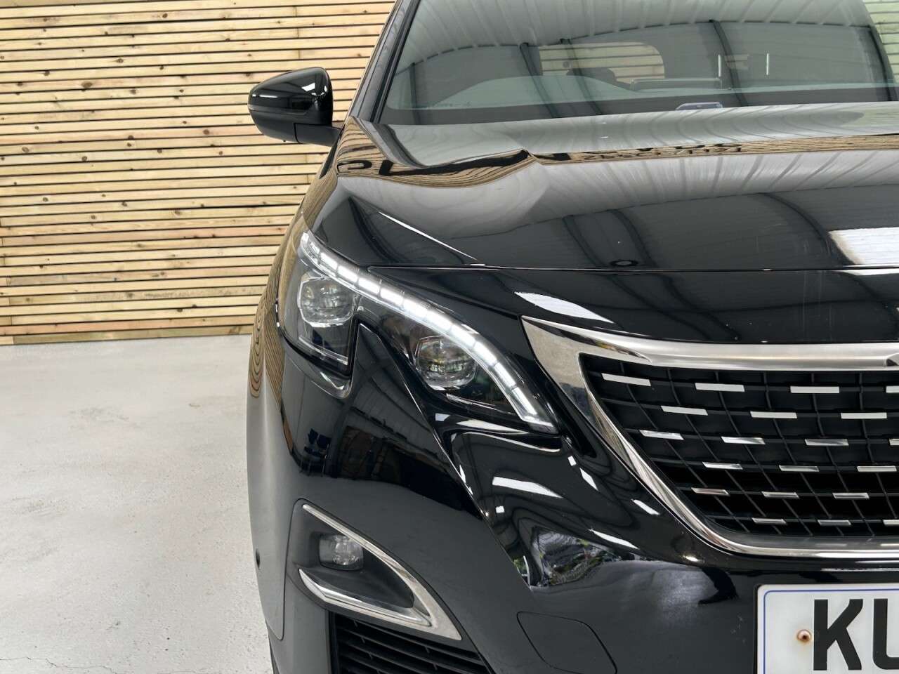 2019 PEUGEOT 5008 2019 PEUGEOT 5008