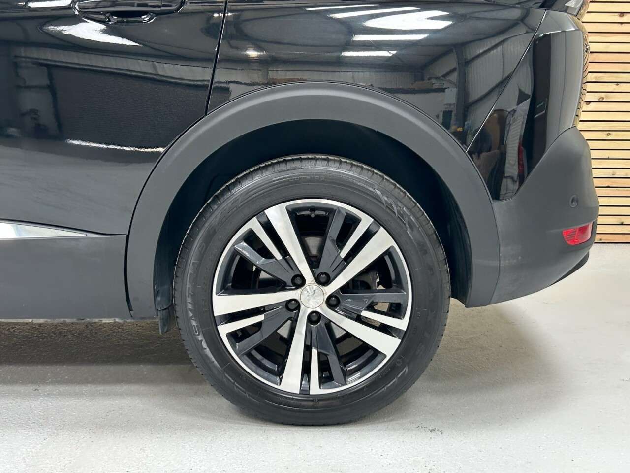2019 PEUGEOT 5008 2019 PEUGEOT 5008