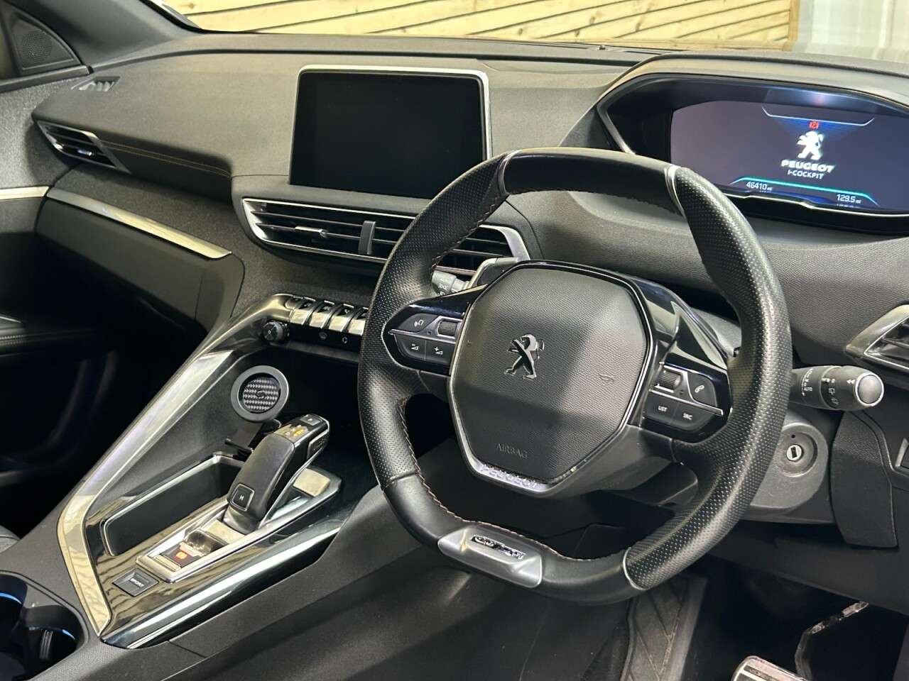 2019 PEUGEOT 5008 2019 PEUGEOT 5008
