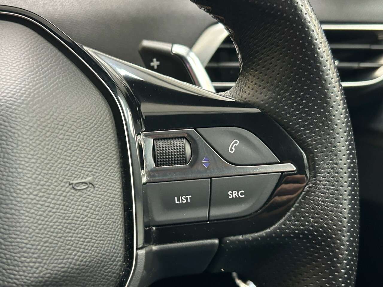 2019 PEUGEOT 5008 2019 PEUGEOT 5008