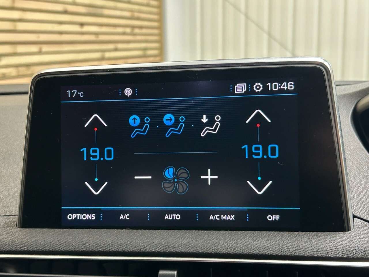 2019 PEUGEOT 5008 2019 PEUGEOT 5008