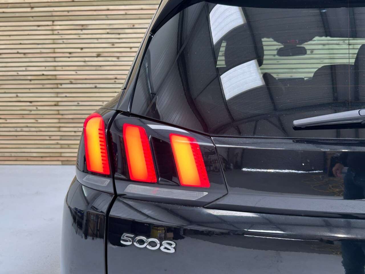 2019 PEUGEOT 5008 2019 PEUGEOT 5008