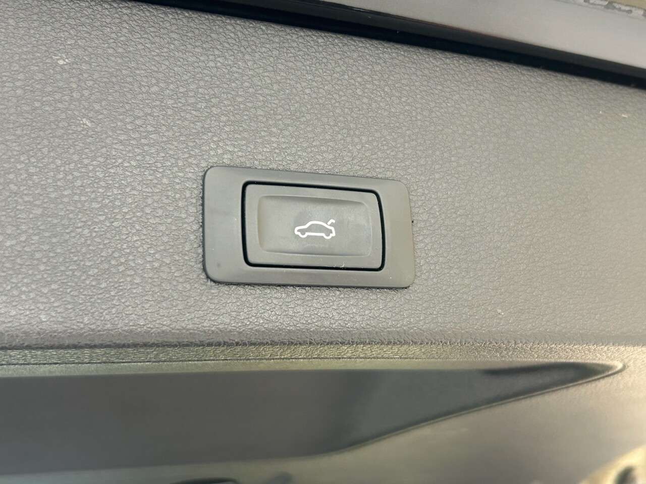 2020 AUDI Q2 2020 AUDI Q2