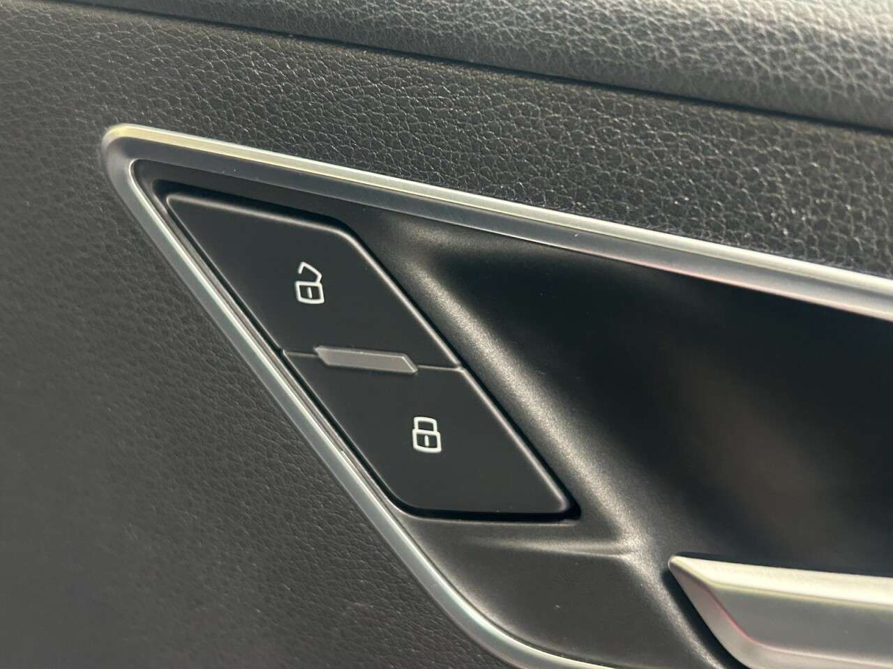 2020 AUDI Q2 2020 AUDI Q2