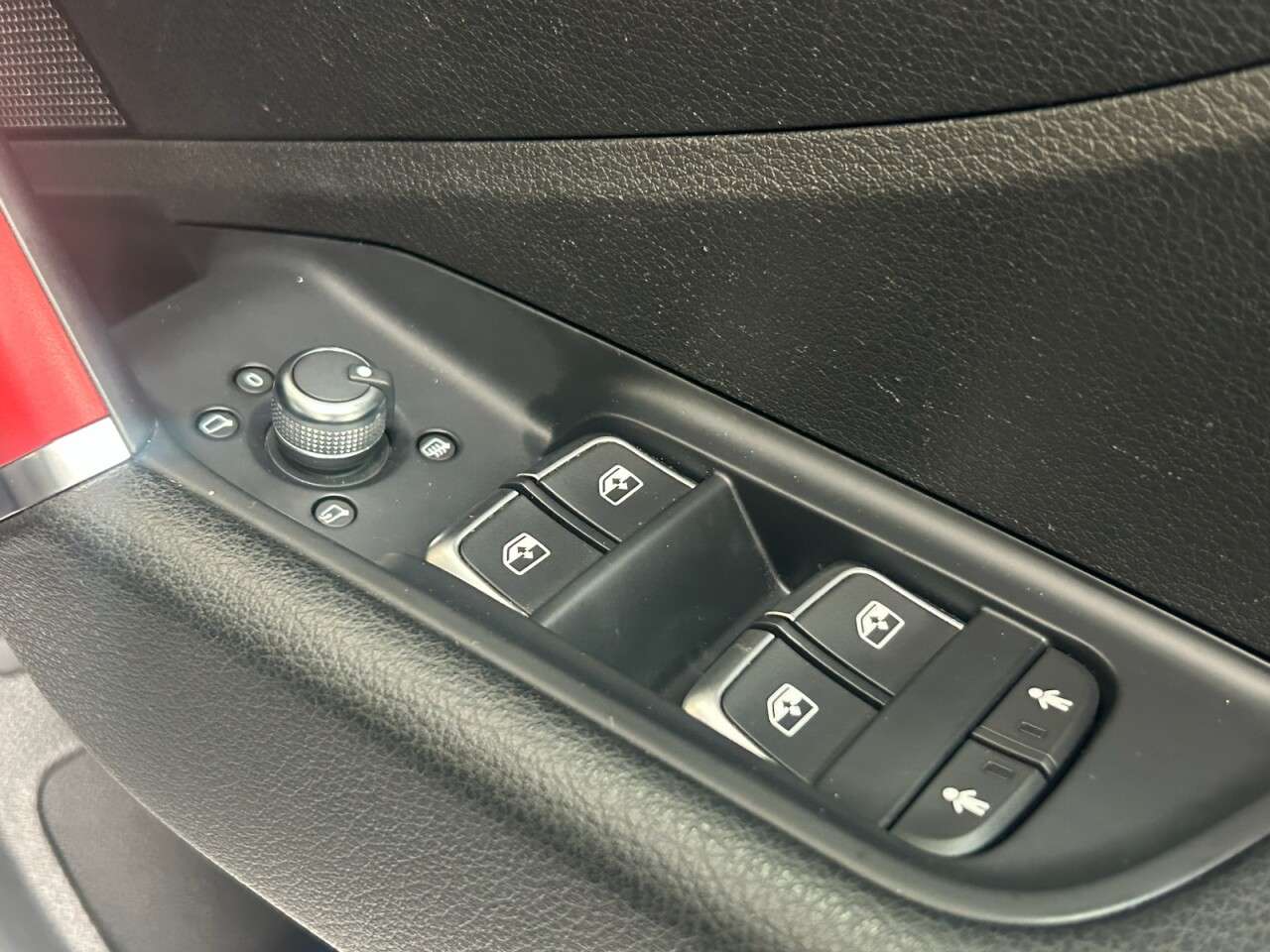 2020 AUDI Q2 2020 AUDI Q2