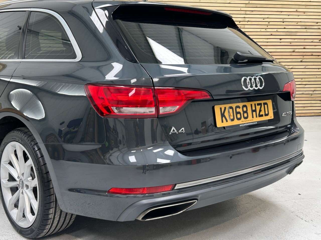 2019 AUDI A4 AVANT 2019 AUDI A4 AVANT
