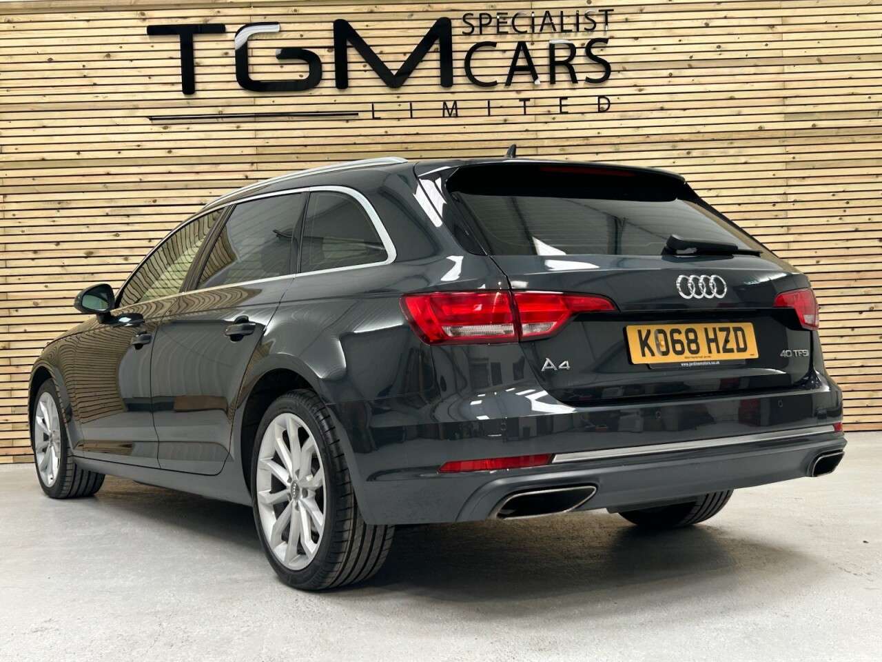 2019 AUDI A4 AVANT 2019 AUDI A4 AVANT