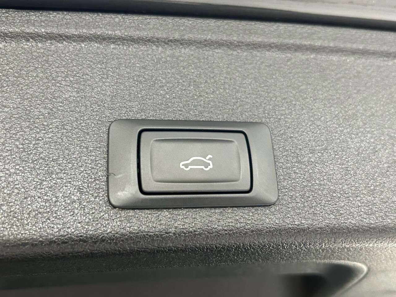 2019 AUDI A4 AVANT 2019 AUDI A4 AVANT