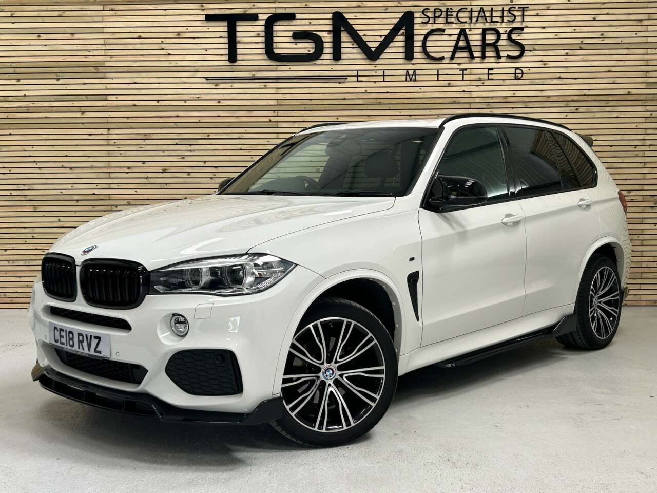 A 2018 BMW X5 3.0 30d M Sport SUV 5dr Diesel Auto xDrive Euro 6 (s/s) (258 ps) A 2018 BMW X5 3.0 30d M Sport SUV 5dr Diesel Auto xDrive Euro 6 (s/s) (258 ps)