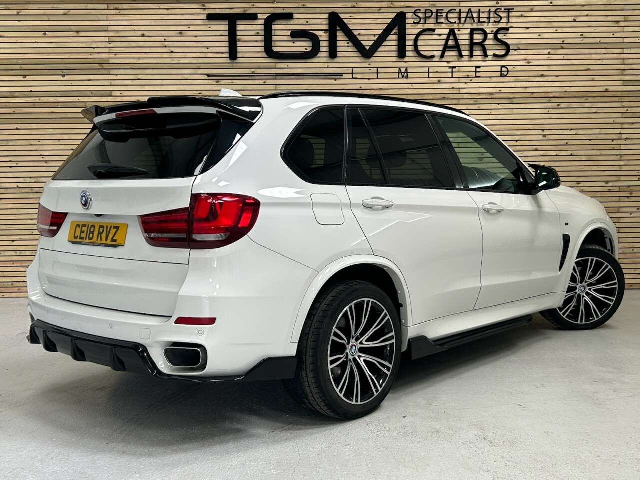 A 2018 BMW X5 3.0 30d M Sport SUV 5dr Diesel Auto xDrive Euro 6 (s/s) (258 ps) A 2018 BMW X5 3.0 30d M Sport SUV 5dr Diesel Auto xDrive Euro 6 (s/s) (258 ps)