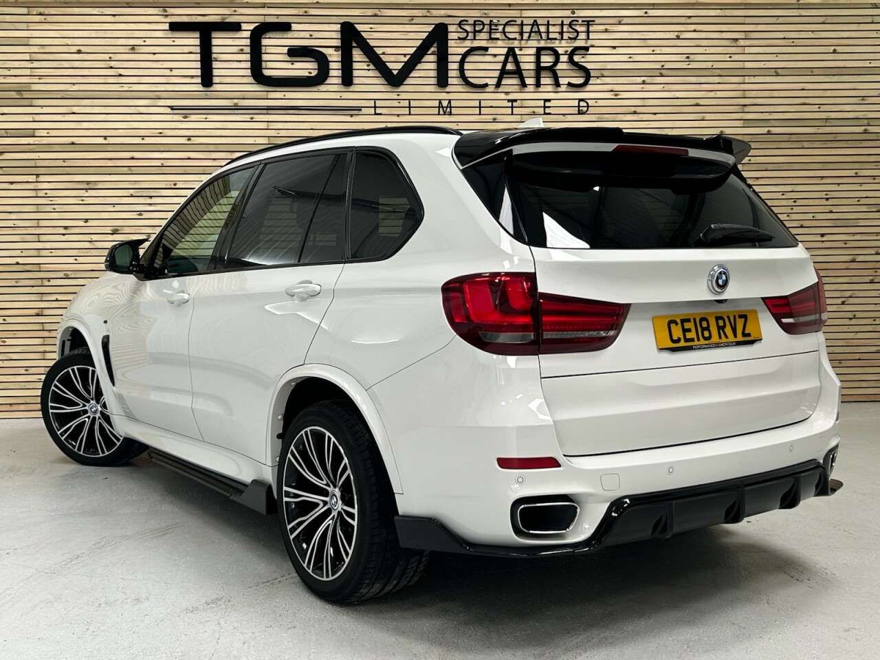 A 2018 BMW X5 3.0 30d M Sport SUV 5dr Diesel Auto xDrive Euro 6 (s/s) (258 ps) A 2018 BMW X5 3.0 30d M Sport SUV 5dr Diesel Auto xDrive Euro 6 (s/s) (258 ps)
