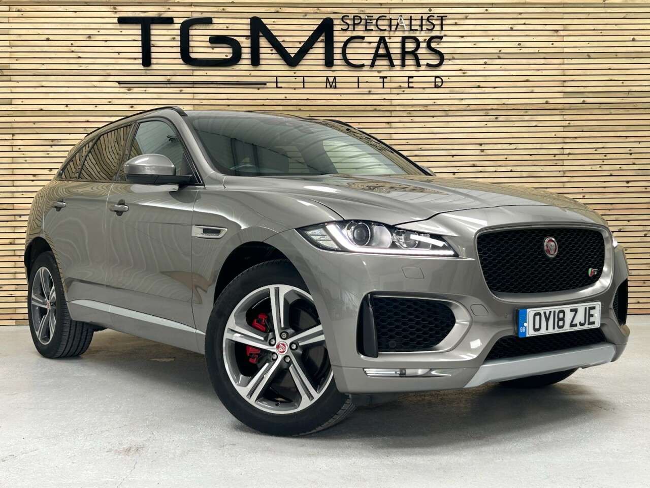 2018 JAGUAR F-PACE 2018 JAGUAR F-PACE