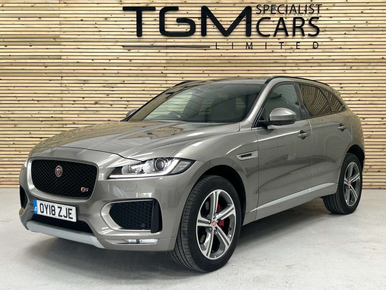 2018 JAGUAR F-PACE 2018 JAGUAR F-PACE