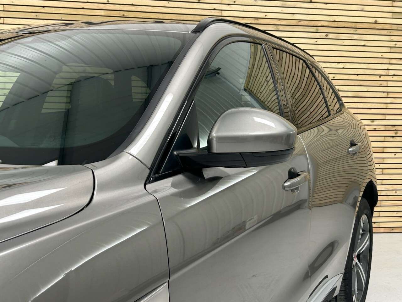 2018 JAGUAR F-PACE 2018 JAGUAR F-PACE