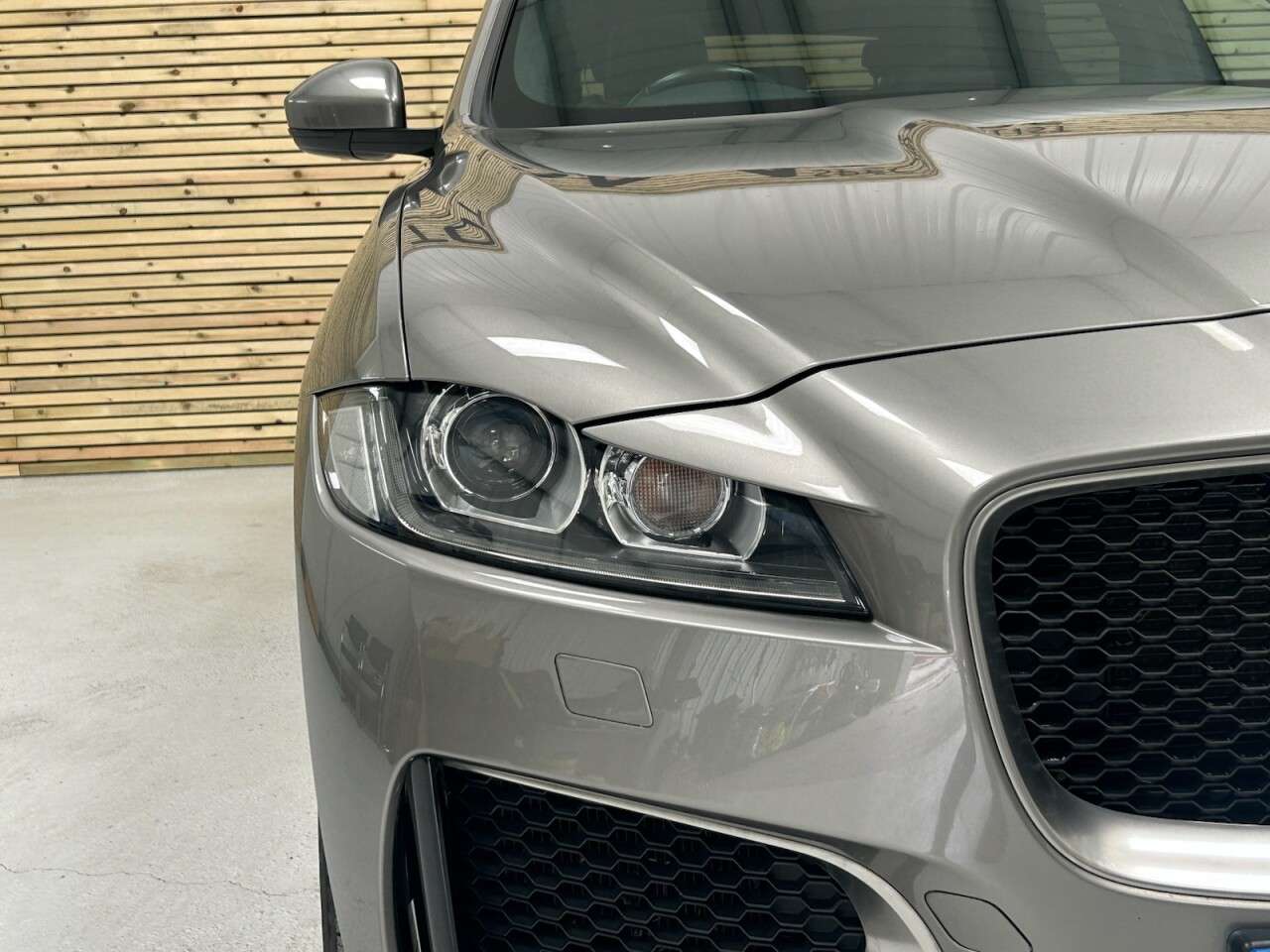 2018 JAGUAR F-PACE 2018 JAGUAR F-PACE