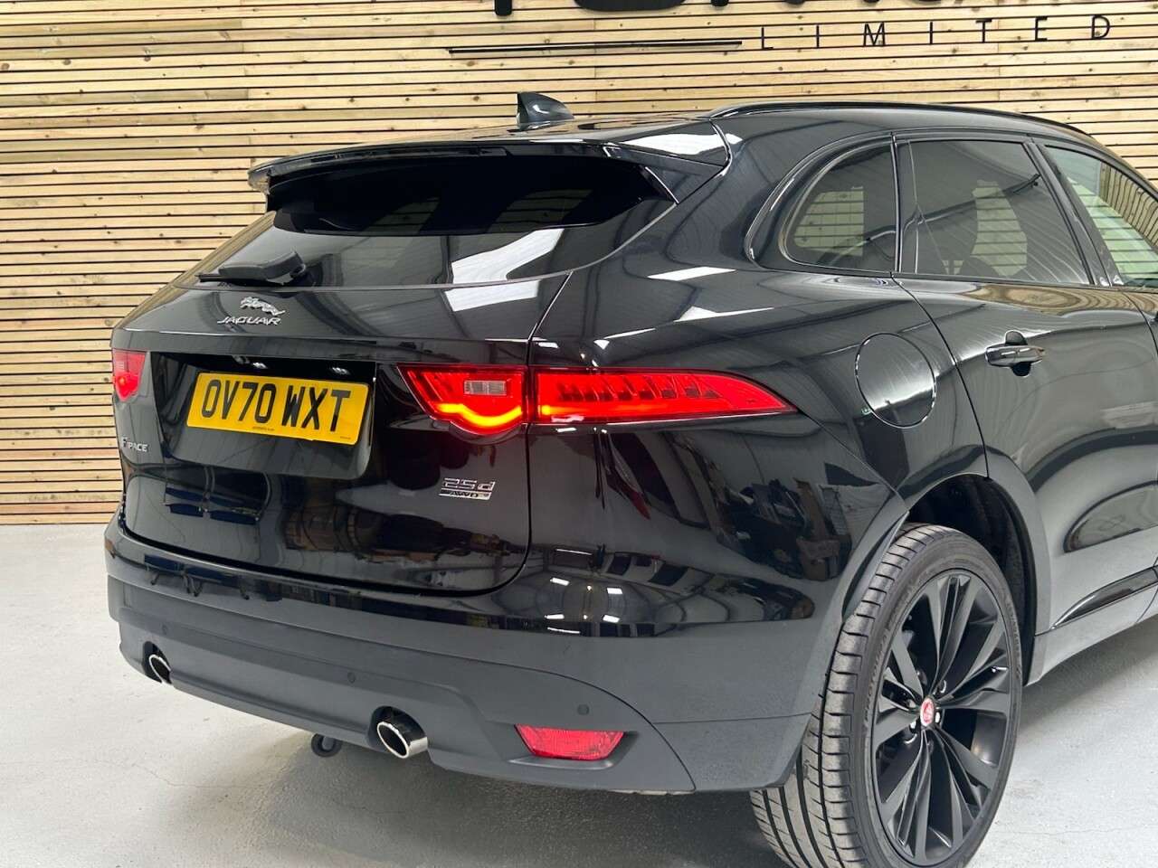 2020 JAGUAR F-PACE 2020 JAGUAR F-PACE