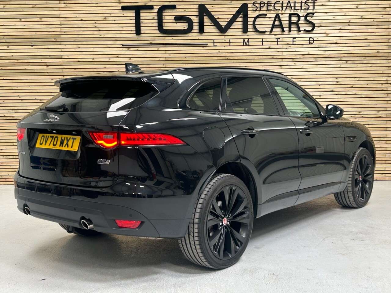 2020 JAGUAR F-PACE 2020 JAGUAR F-PACE