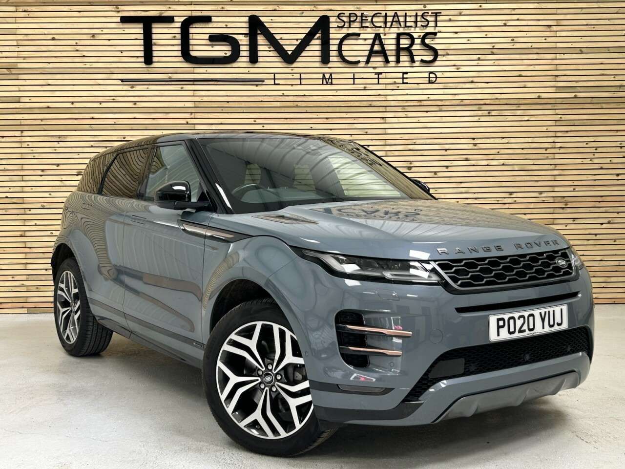 A 2020 LAND ROVER RANGE ROVER EVOQUE 2.0 D180 MHEV First Edition SUV 5dr Diesel Auto 4WD Euro 6 (s/s) (180 ps) A 2020 LAND ROVER RANGE ROVER EVOQUE 2.0 D180 MHEV First Edition SUV 5dr Diesel Auto 4WD Euro 6 (s/s) (180 ps)