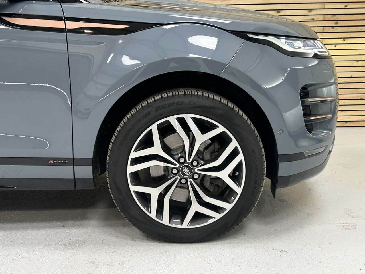 2020 LAND ROVER RANGE ROVER EVOQUE 2020 LAND ROVER RANGE ROVER EVOQUE