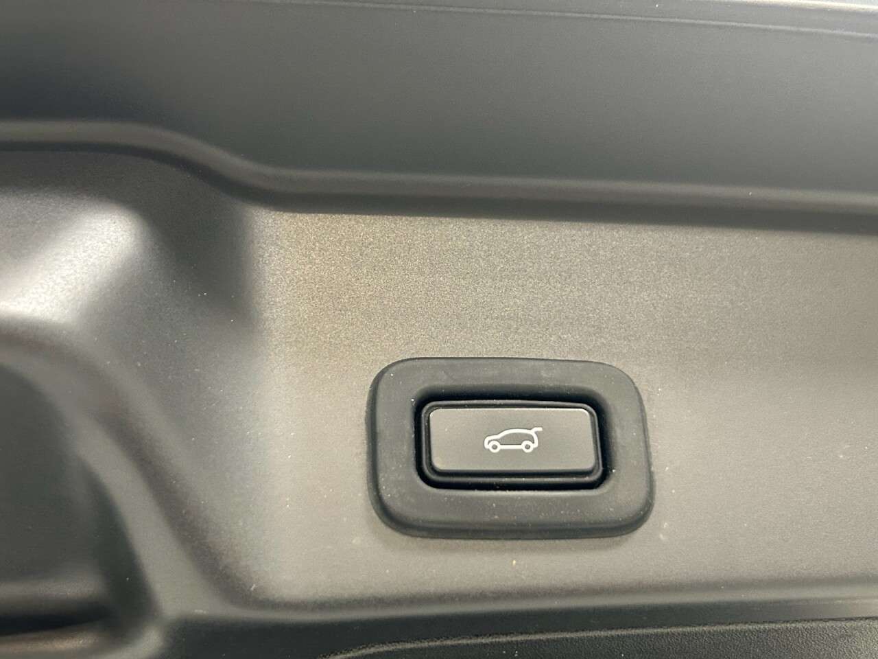 2020 LAND ROVER RANGE ROVER EVOQUE 2020 LAND ROVER RANGE ROVER EVOQUE