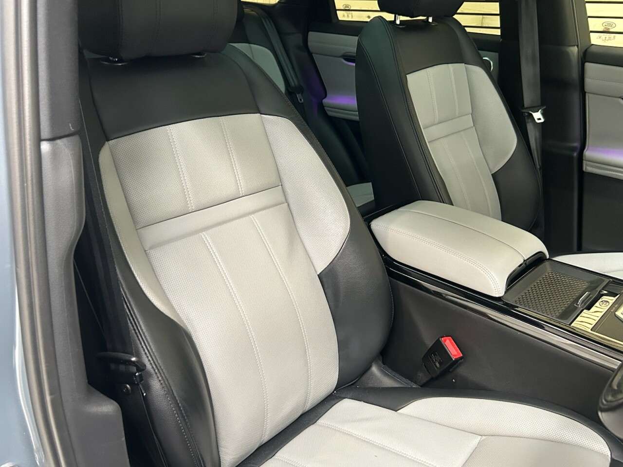 2020 LAND ROVER RANGE ROVER EVOQUE 2020 LAND ROVER RANGE ROVER EVOQUE
