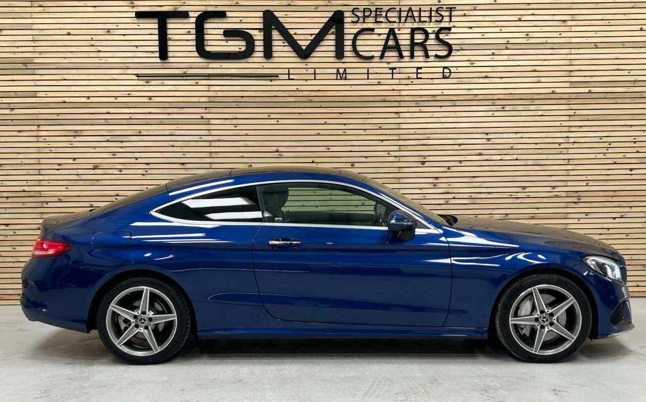 A 2017 MERCEDES-BENZ C-CLASS 2.1 C250d AMG Line (Premium) Coupe 2dr Diesel G-Tronic+ 4MATIC Euro 6 (s/s) A 2017 MERCEDES-BENZ C-CLASS 2.1 C250d AMG Line (Premium) Coupe 2dr Diesel G-Tronic+ 4MATIC Euro 6 (s/s)